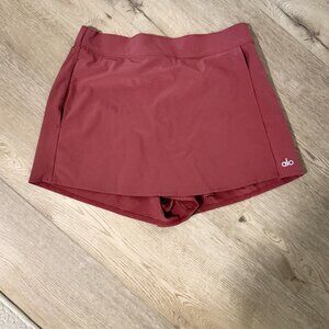 Alo Clubhouse Skort in Mars Clay Red Size XS